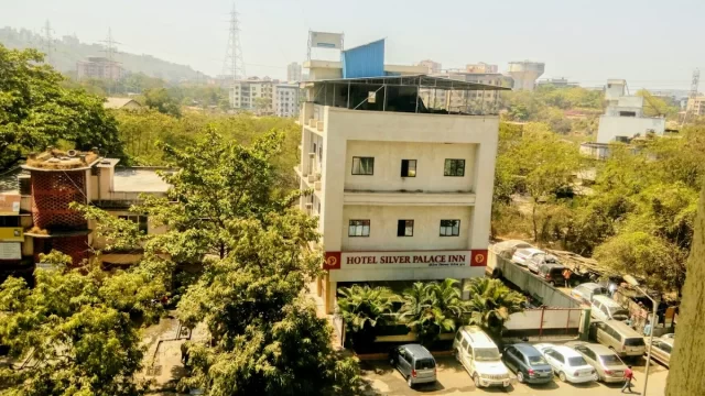Hotel_Silver_Inn-1